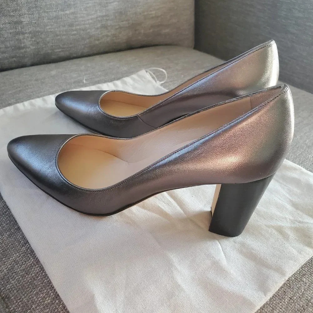 Manolo Blahnik Women Brown Suede Slip-on Dress Pumps Heel Size 38 - Picture 3 of 11